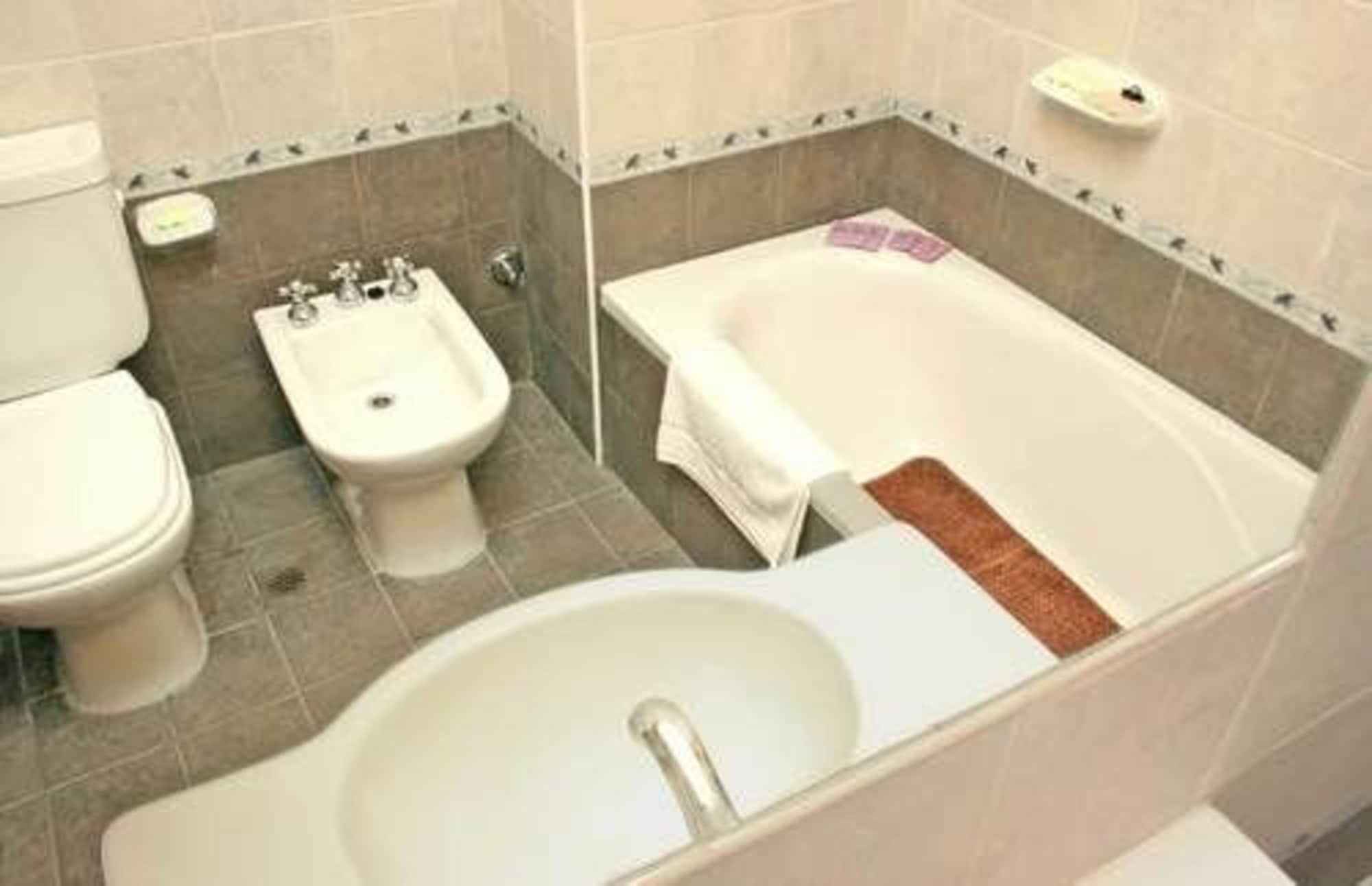סלטה Wilson Apart Hotel מראה חיצוני תמונה